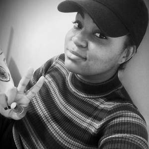 Meet your Posher, Antonia